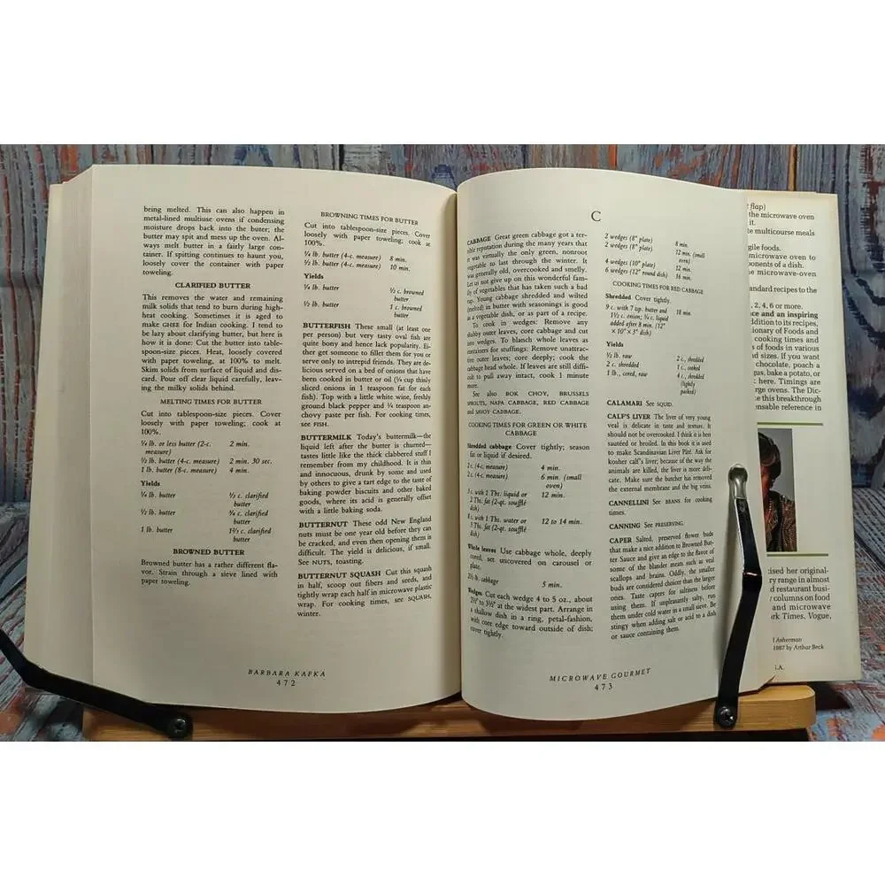 Microwave Gourmet by Barbara Kafka - Hardcover Cookbook‎